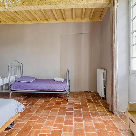 2 Bedroom Beautiful In